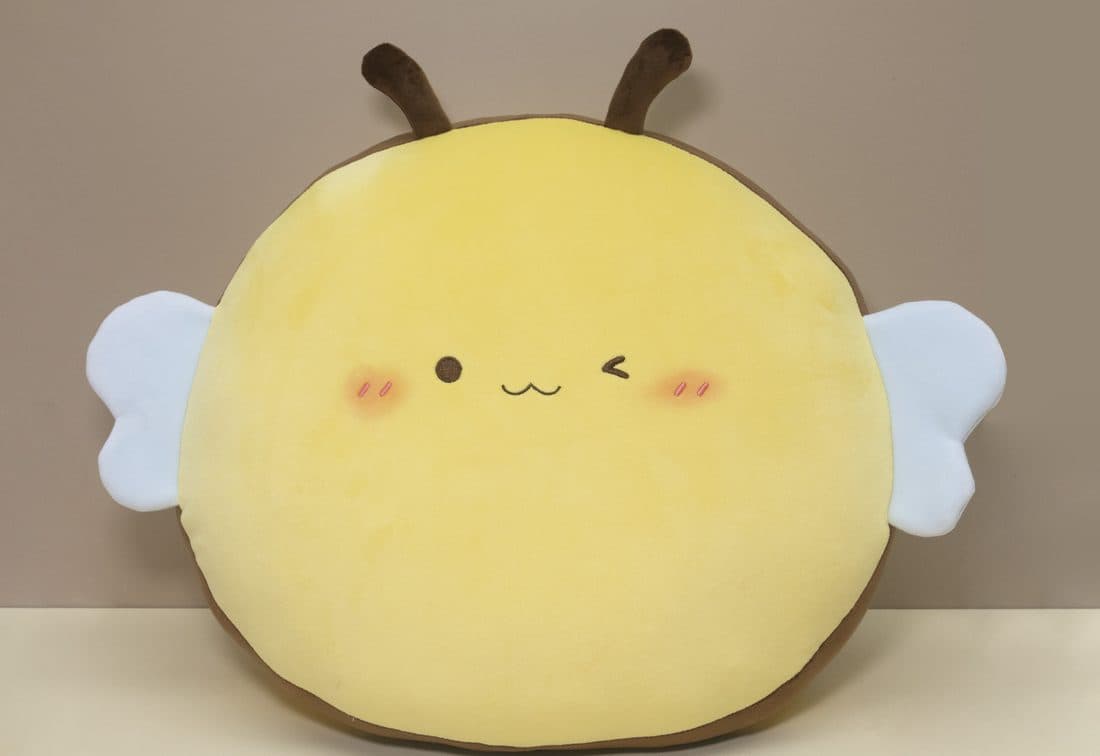 Bee Round Cushion - LovelyJoy plush toy 2